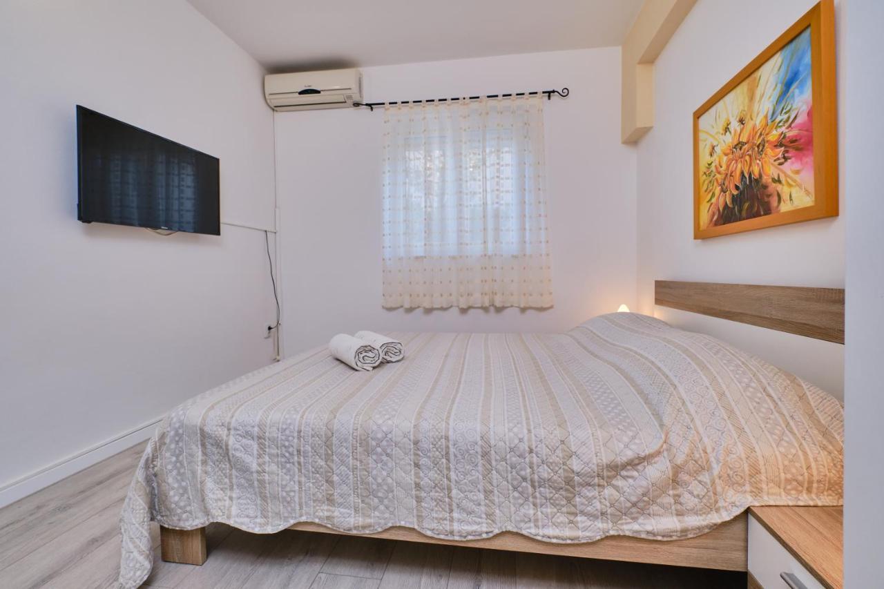 Beautiful Apartments Ksenija Mali Lošinj Eksteriør bilde