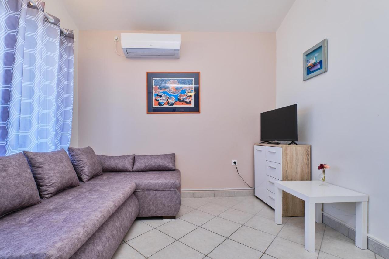 Beautiful Apartments Ksenija Mali Lošinj Eksteriør bilde