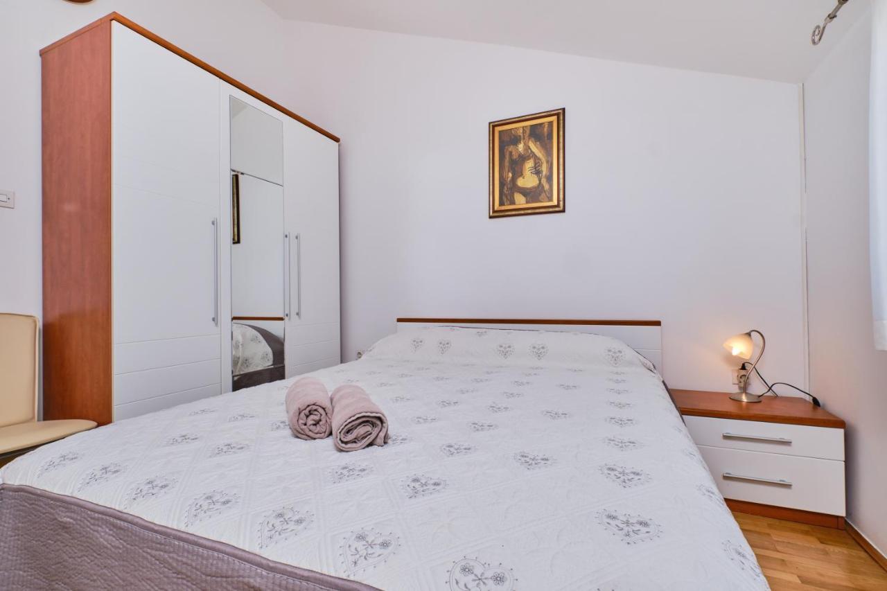 Beautiful Apartments Ksenija Mali Lošinj Eksteriør bilde